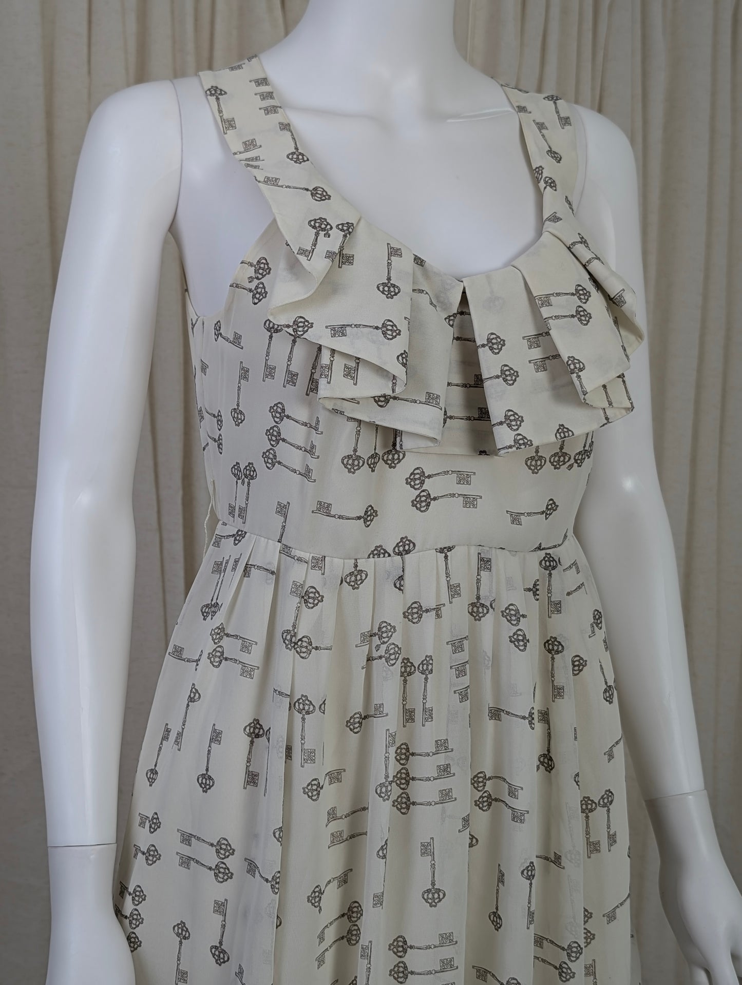 Ted Baker key motif print knee length chiffon dress size 2 (UK 10)
